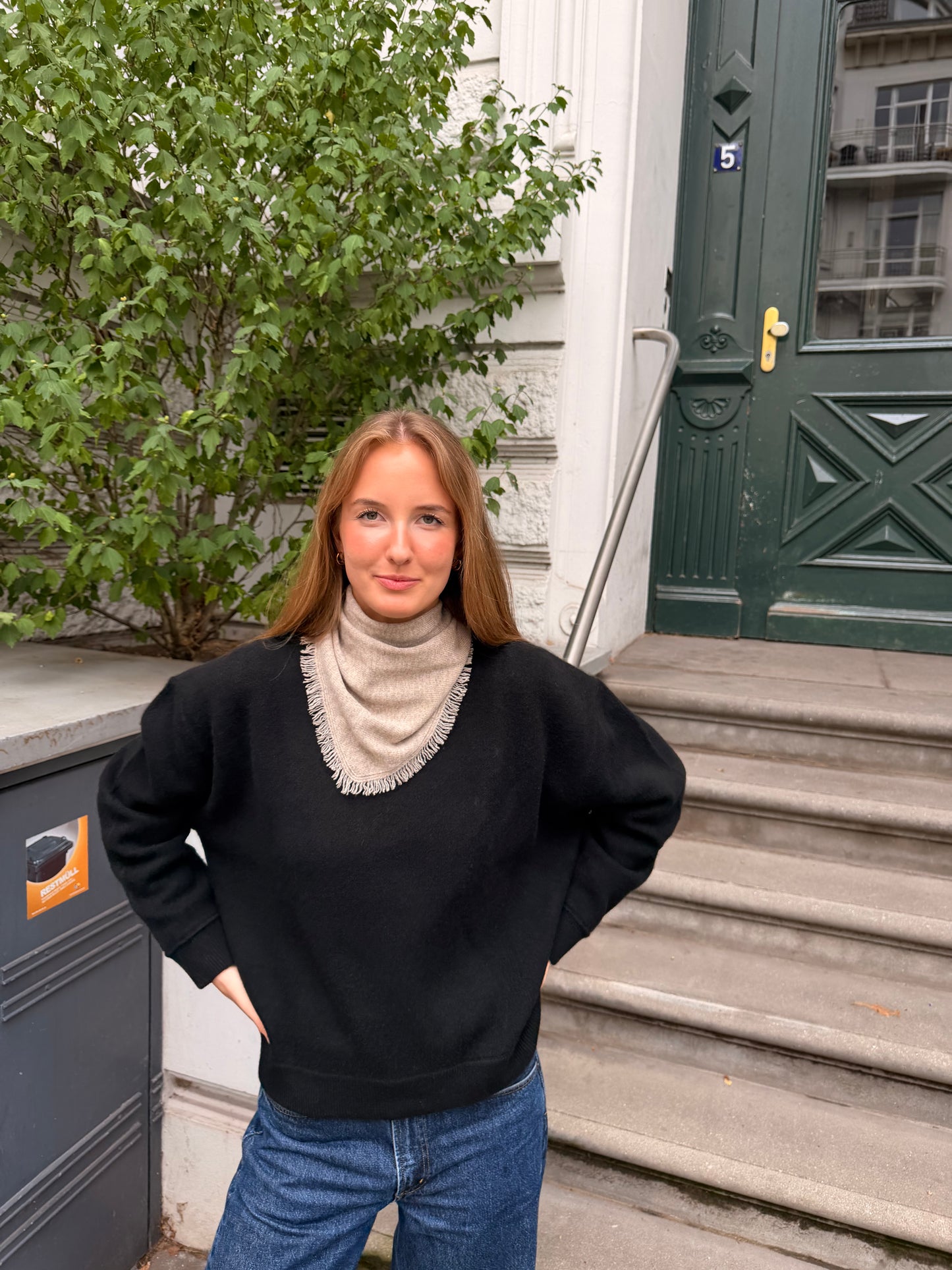 The Gosche Cashmere Triangle